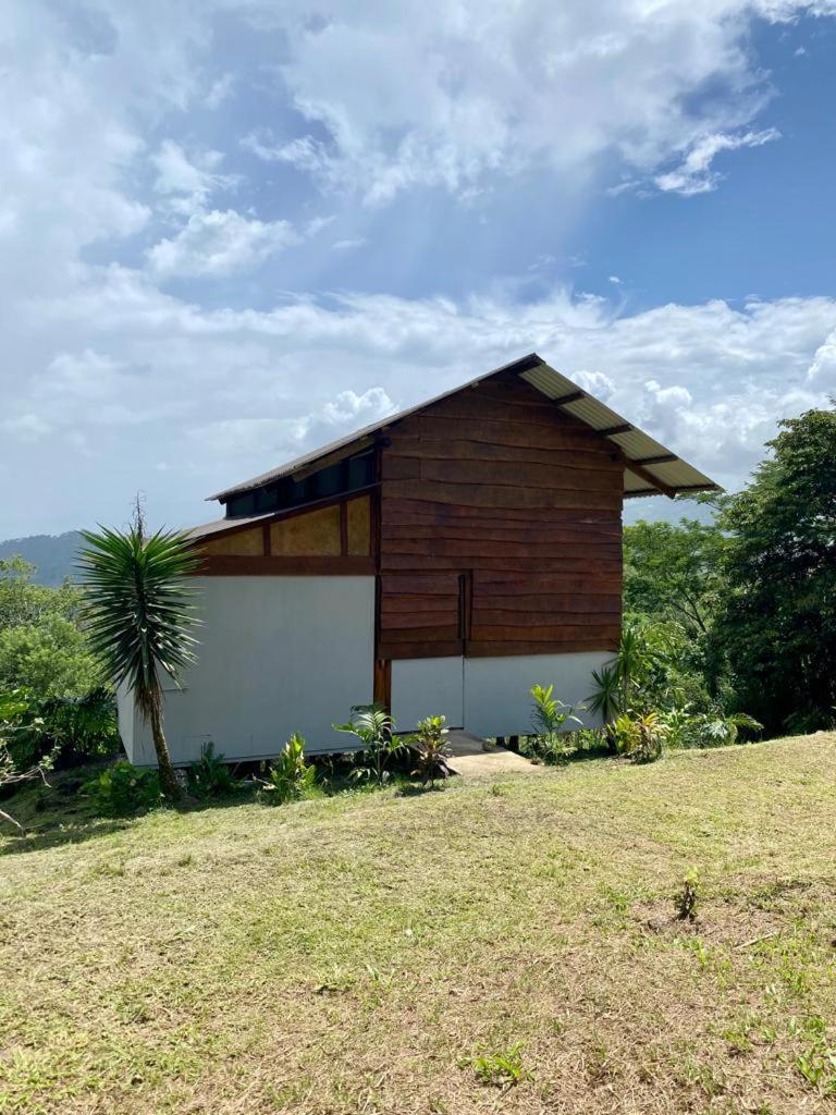 Hacienda Monteclaro Hotel Turrialba Bagian luar foto